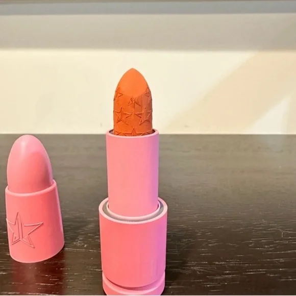 Jeffree Star Wyoming Ice Tea Velvet Trap Matte Lipstick - Picture 6 of 10